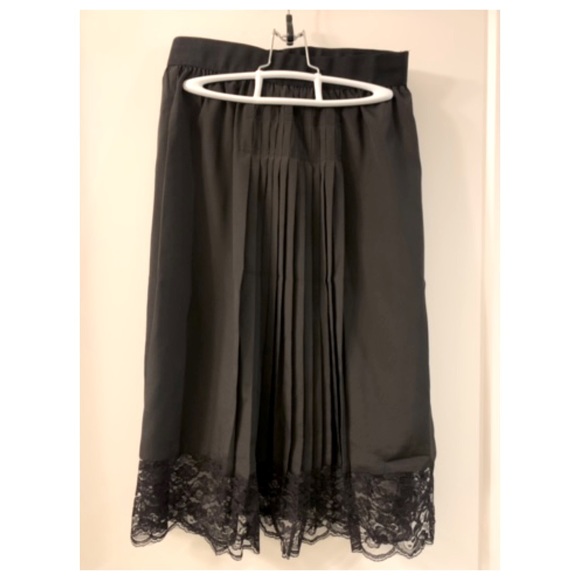 *2/$15* NWT Black Joe Fresh MIDI Skirt - Picture 1 of 3